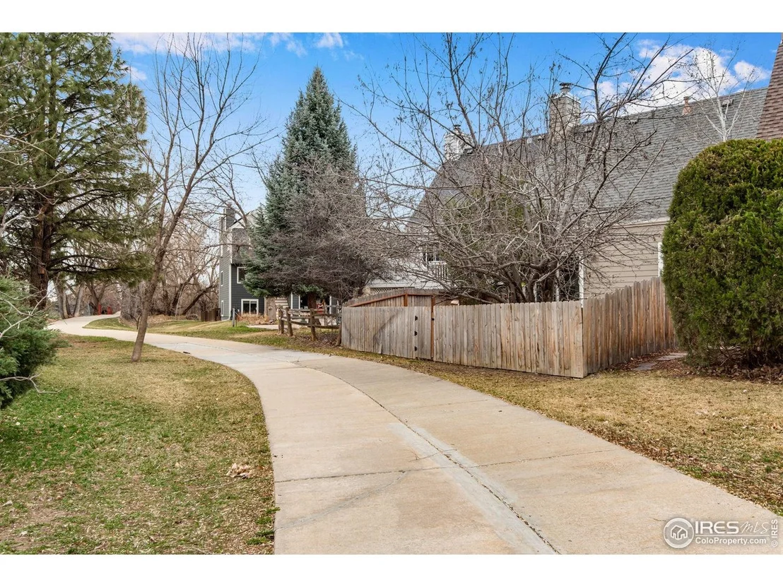 Photo of 4866 Brandon Creek Dr