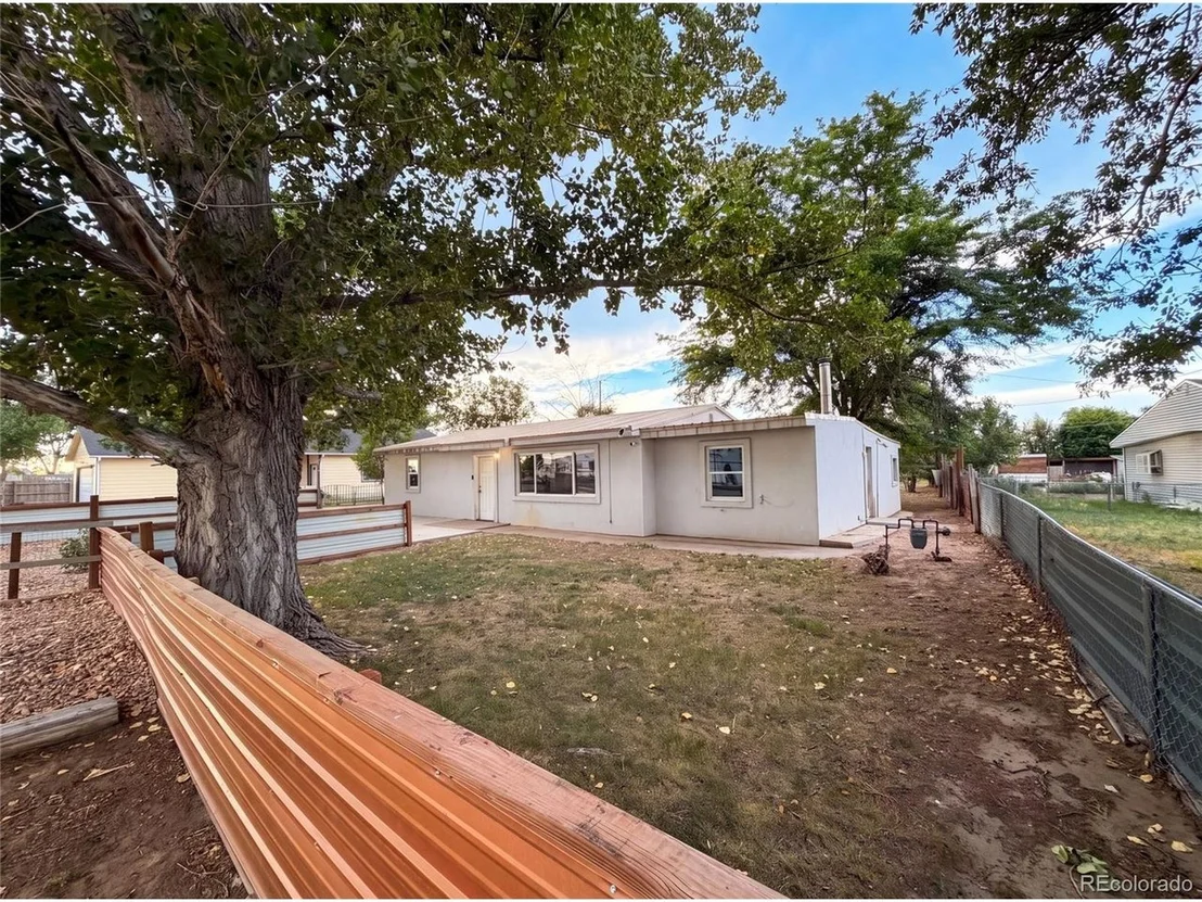 Photo of 15967 Echo Rd
