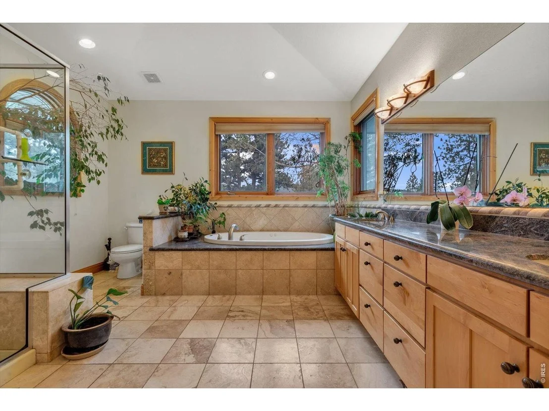 Photo of 165 Bison Dr
