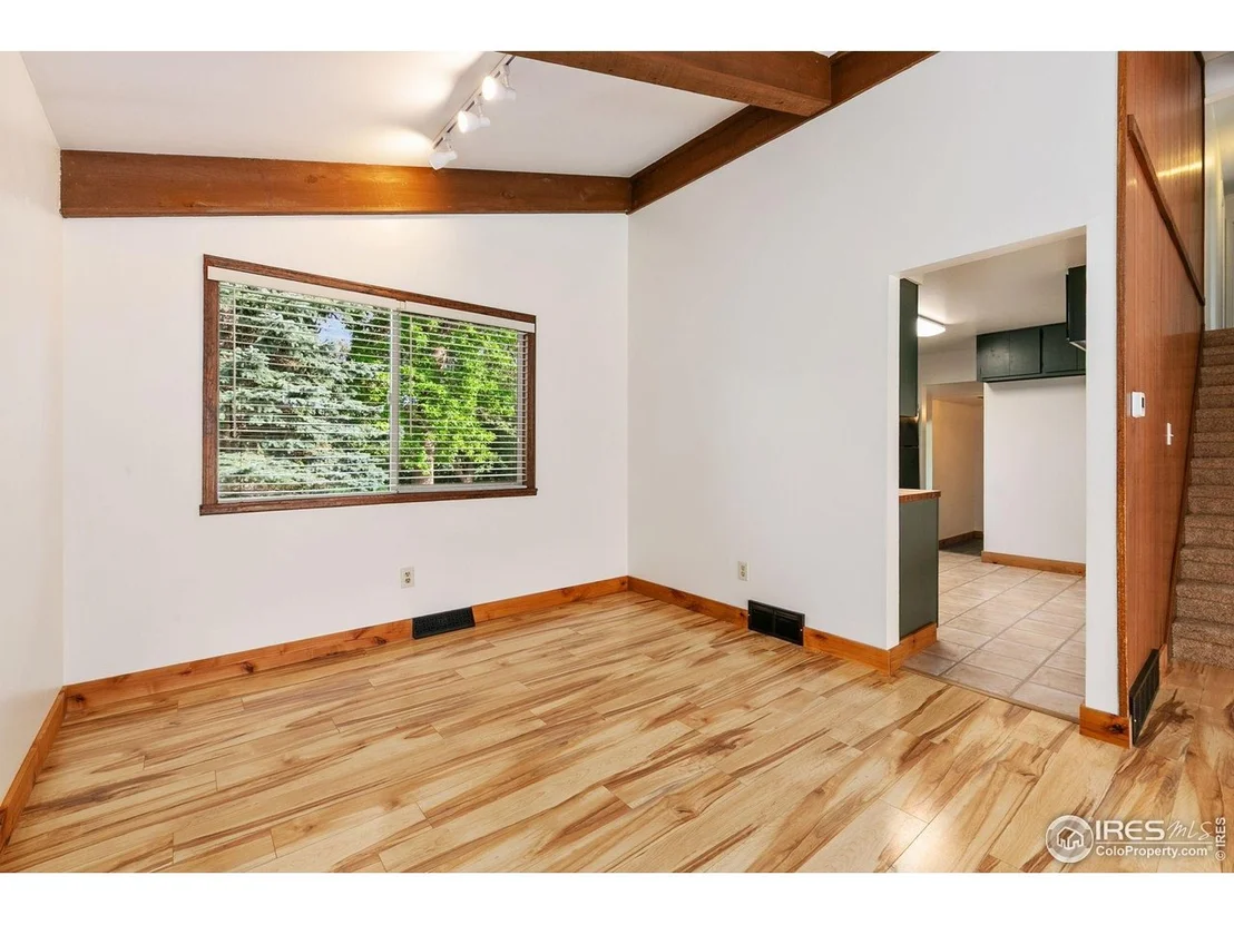 Photo of 2828 Redwing Rd