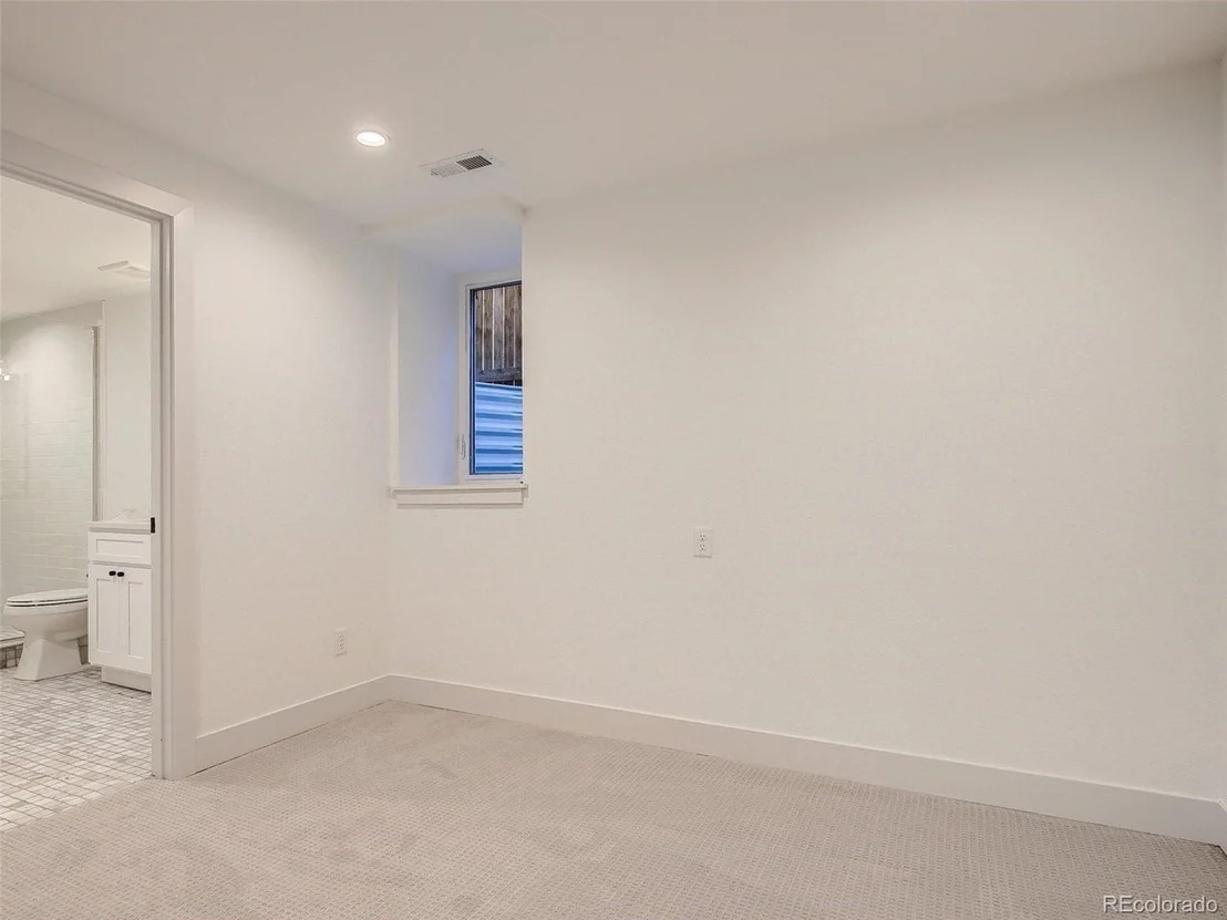 Photo of 3372 W 36th Ave