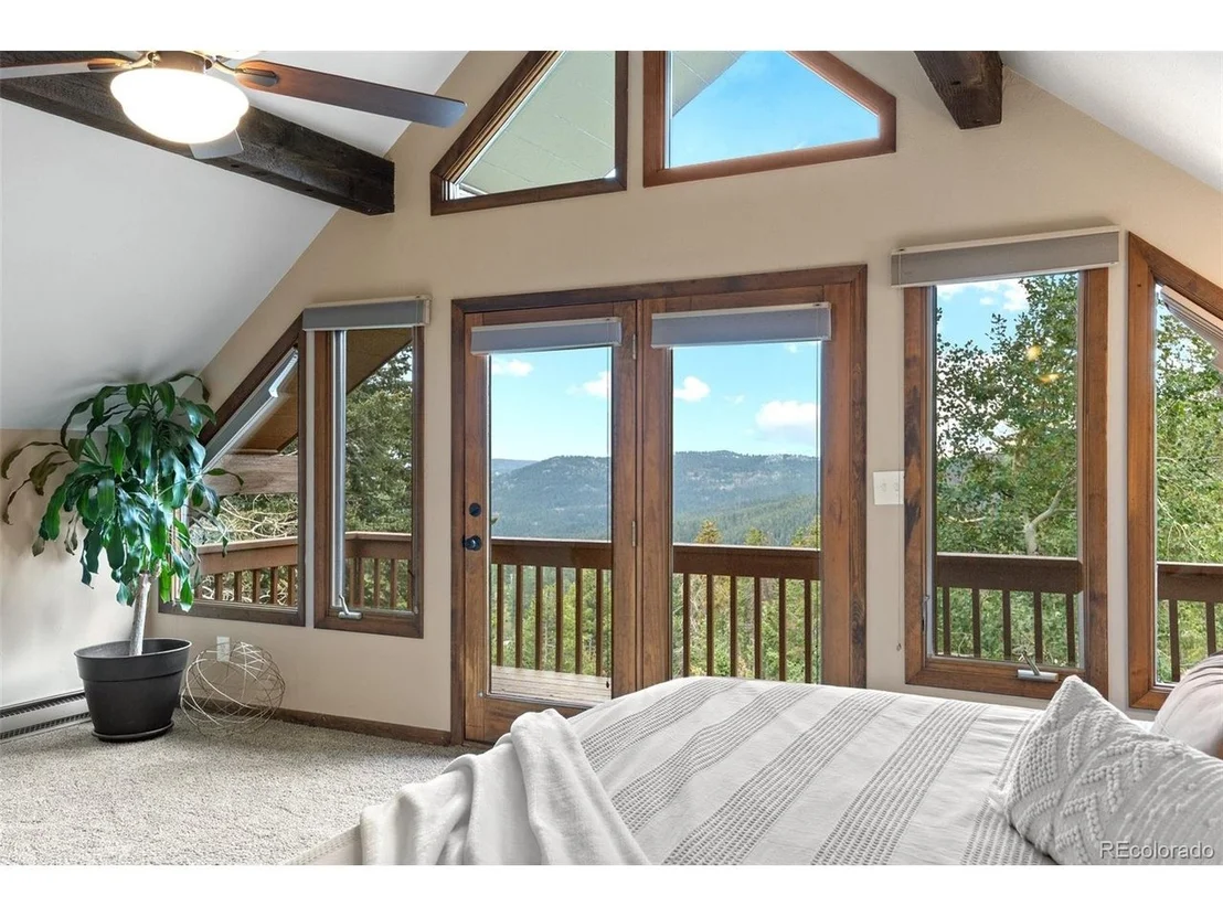 Photo of 32462 Lodgepole Dr