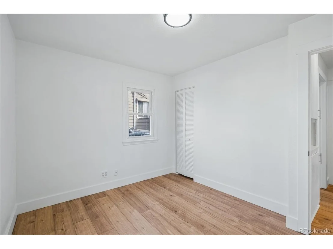 Photo of 936 Meade