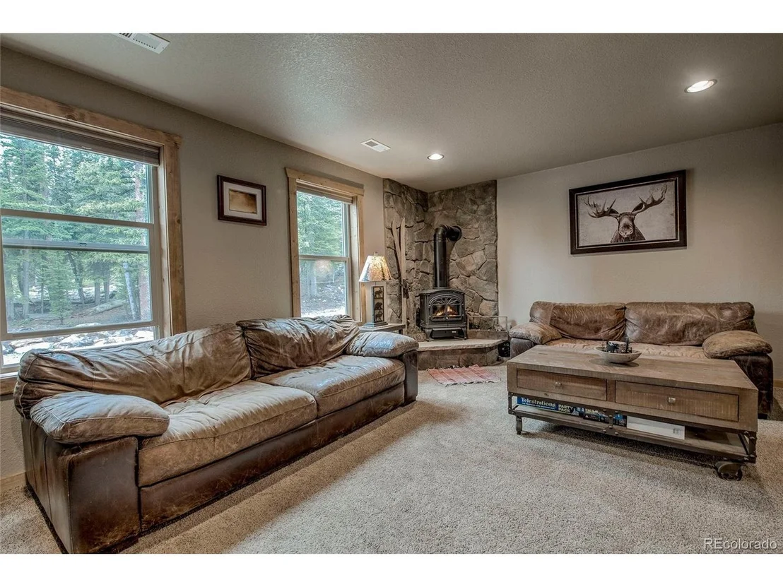 Photo of 566 Miners Way