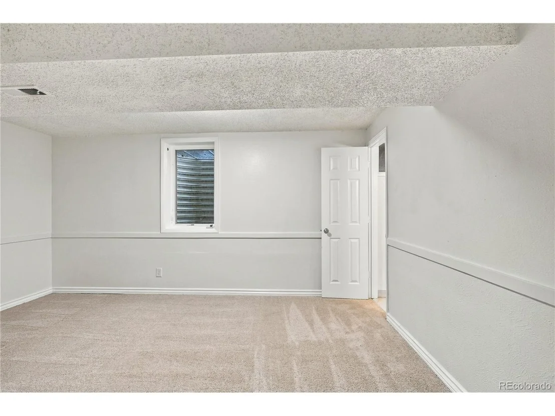Photo of 8583 Wiley Cir