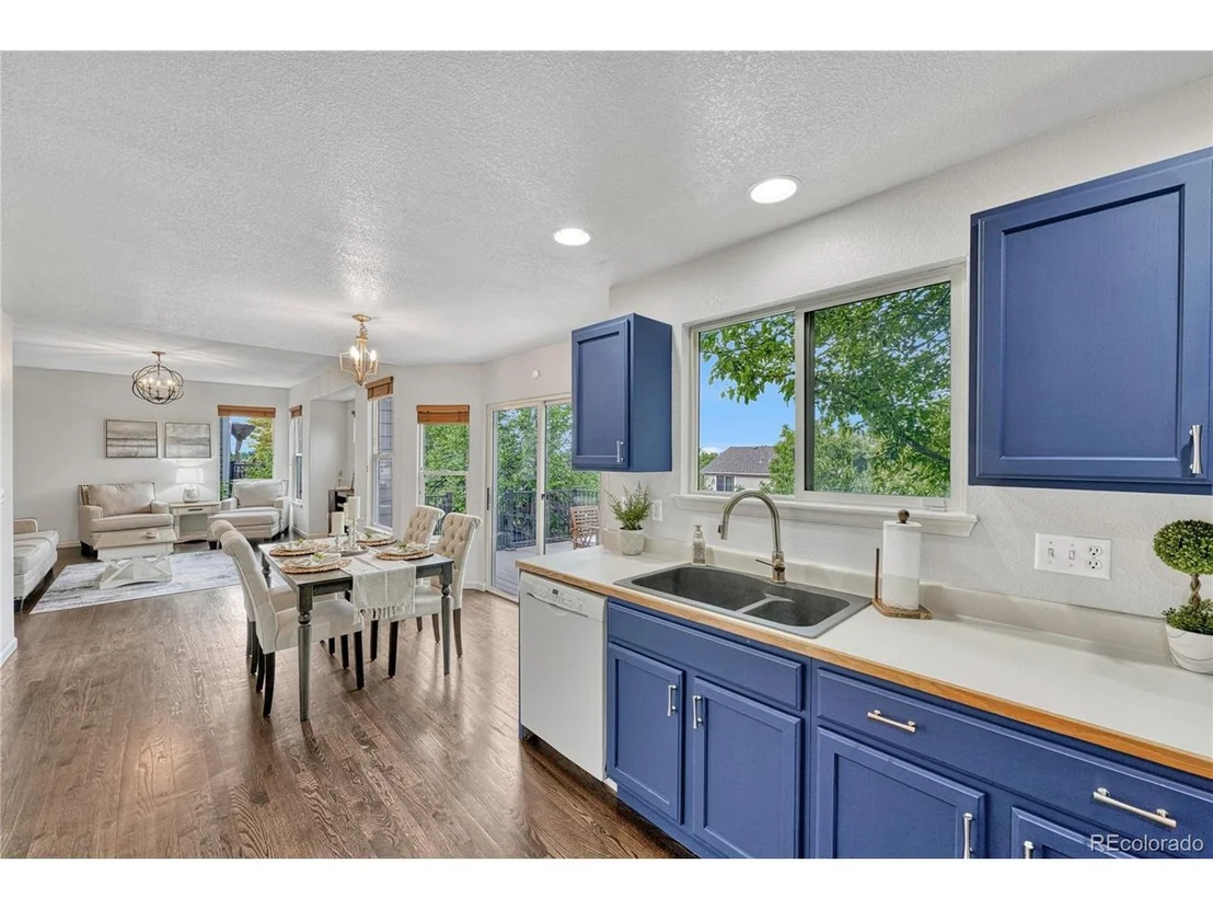 Photo of 10152 Foxridge Cir