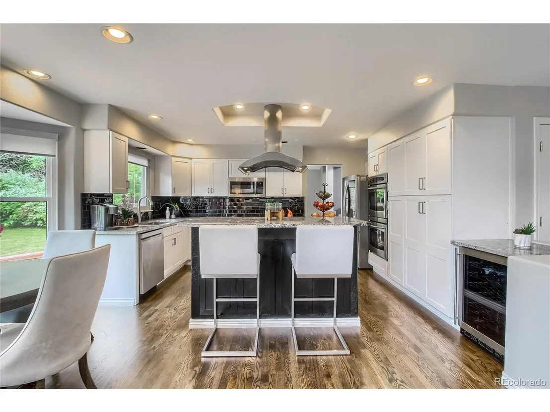 Photo of 1100 Sunset Dr