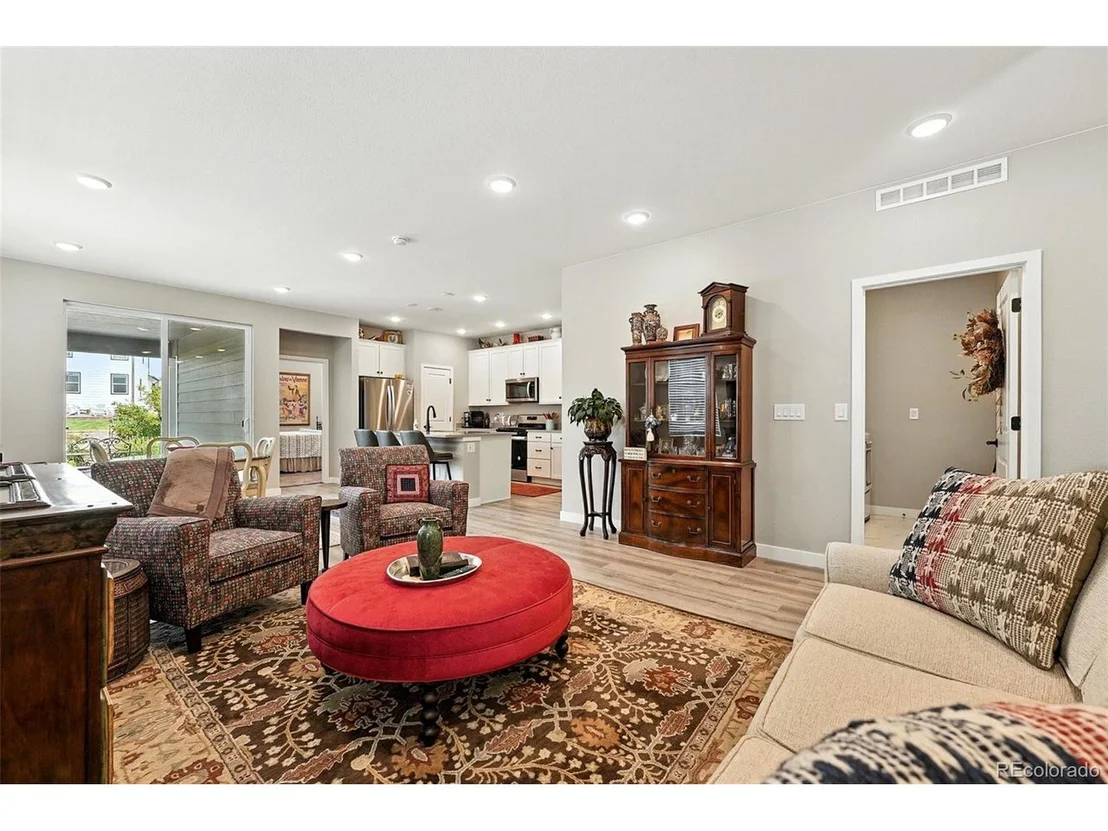 Photo of 5417 Riverbend Ave