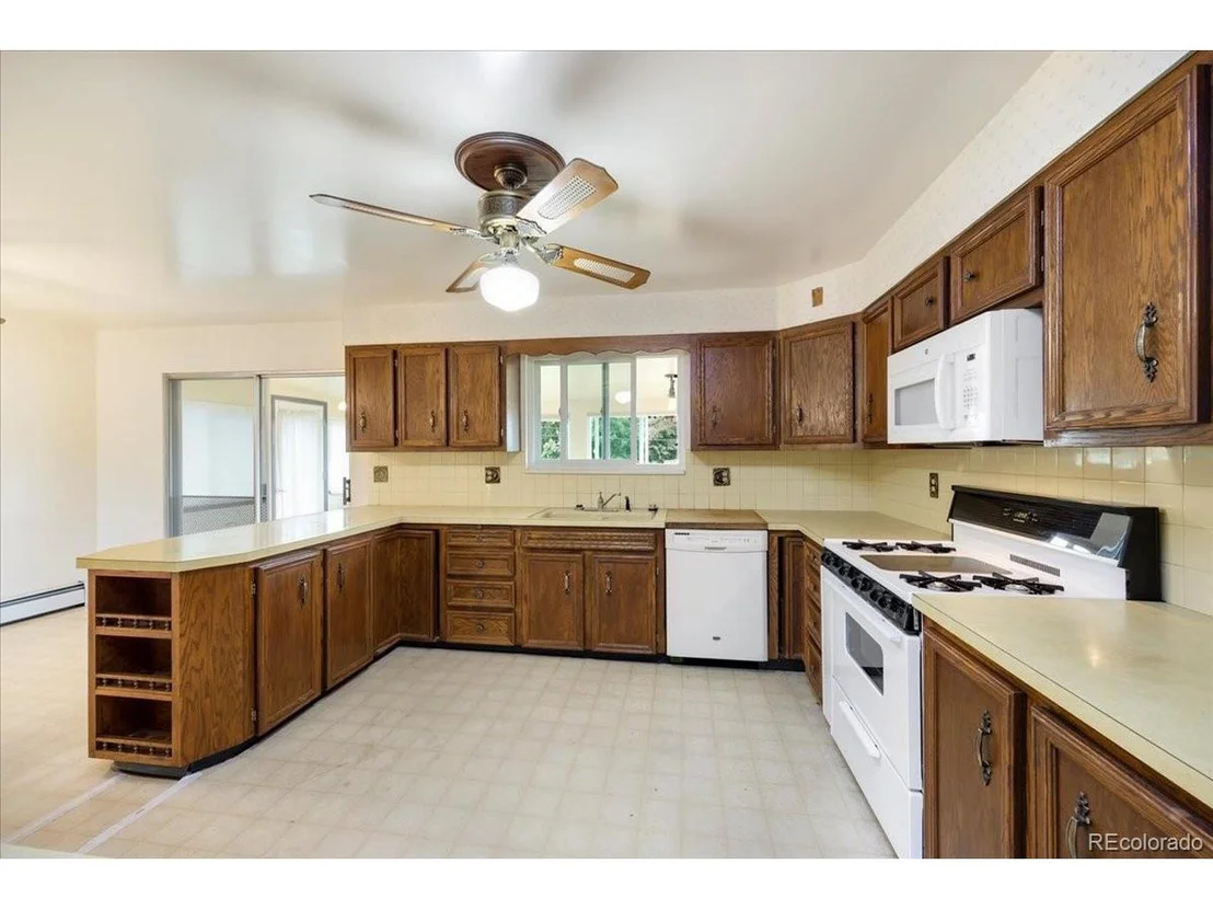 Photo of 3933 Viewpoint Way