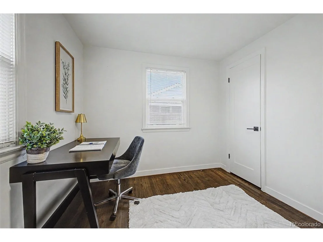 Photo of 3070 W Ford Pl
