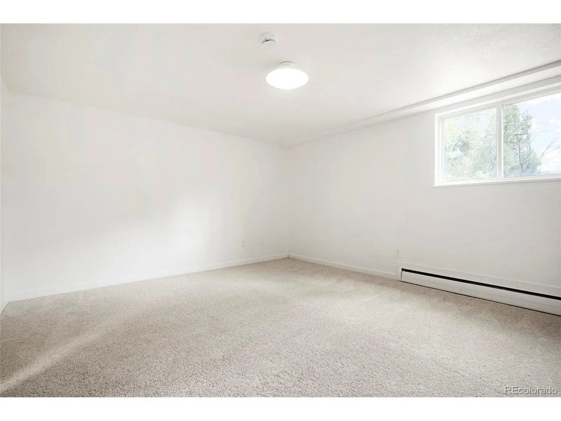 Photo of 3352 Vivian Dr