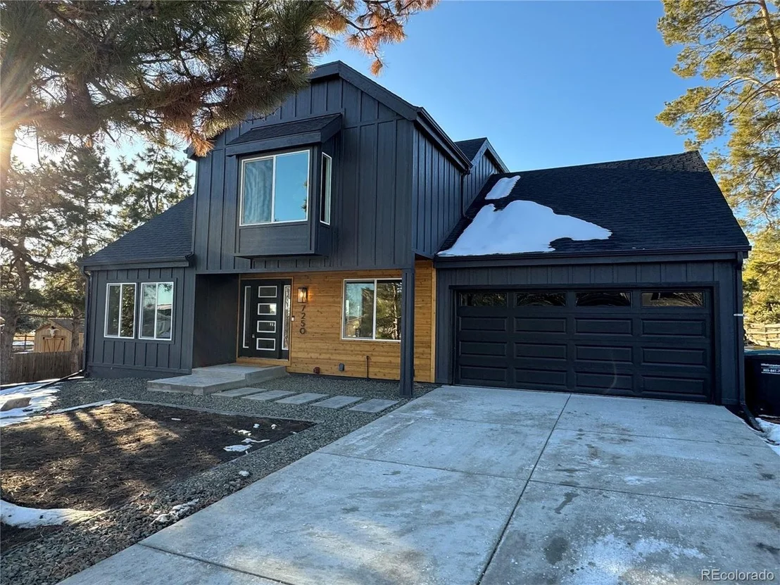 Photo of 7250 N Hyperion Way