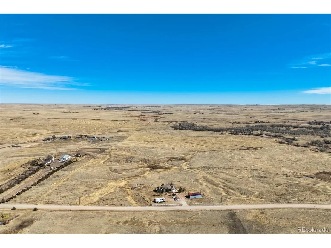 Photo of 18300 County Rd 105