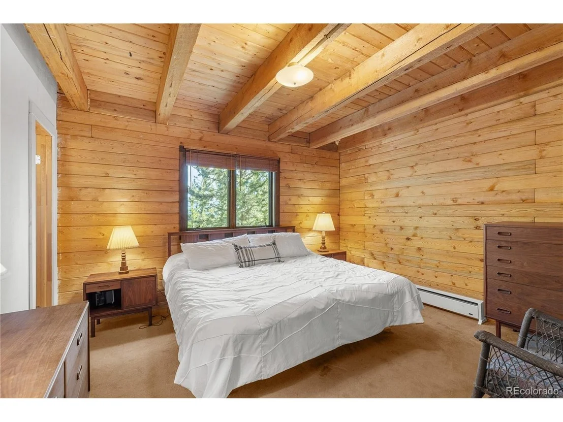Photo of 424 Dry Gulch Rd