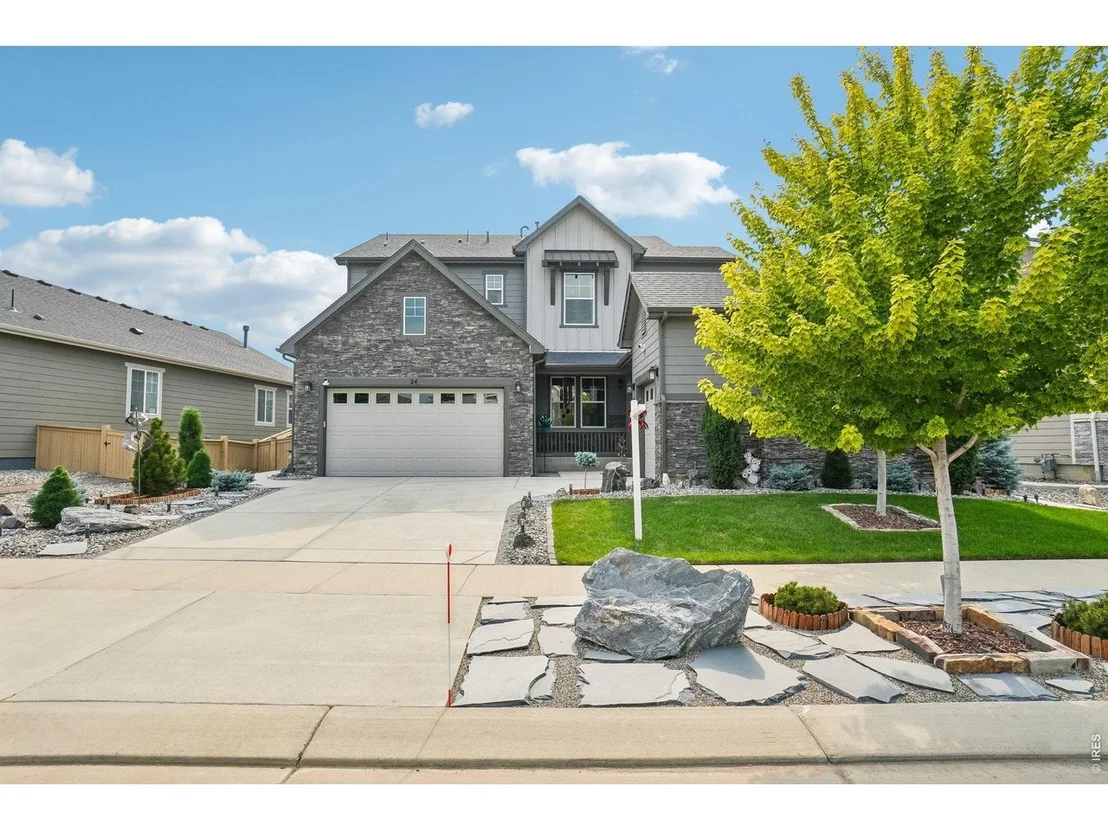 Photo of 24 Western Sky Cir
