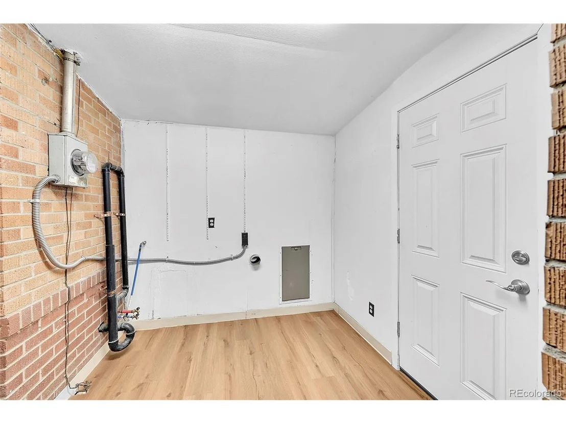 Photo of 1331 Oak Pl
