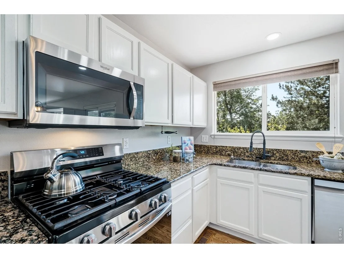 Photo of 478 Eaton Cir