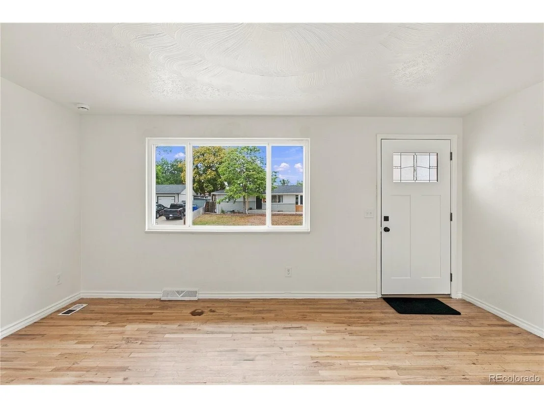 Photo of 8583 Wiley Cir