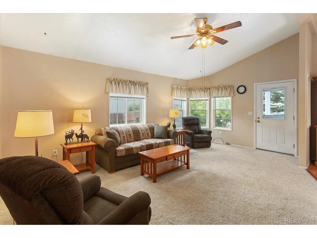 Photo of 38 Rex Cir