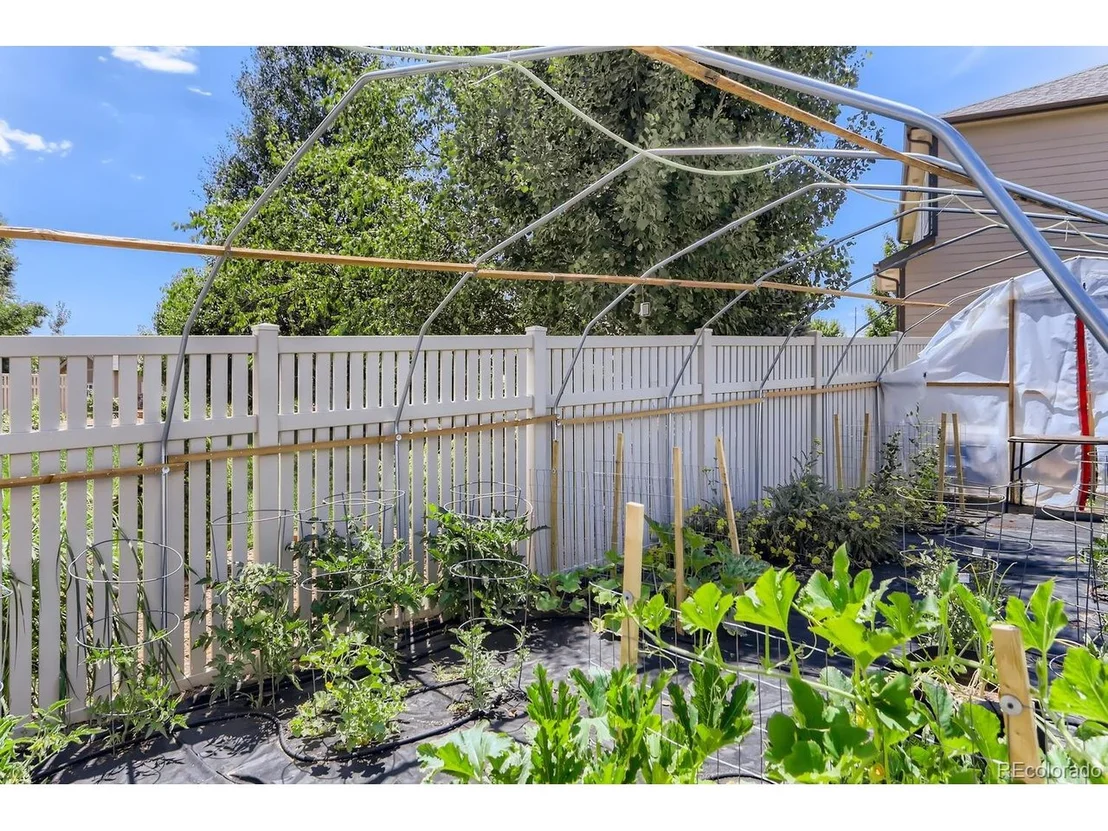Photo of 5270 Bowersox Pkwy