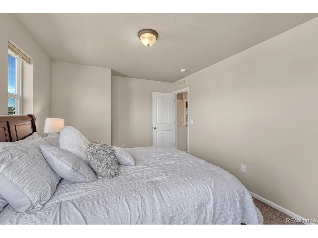 Photo of 490 Dukes Way