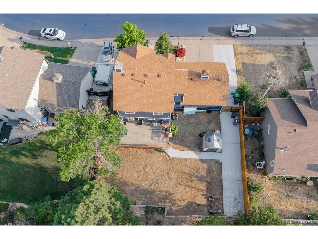 Photo of 3843 W Temple Pl