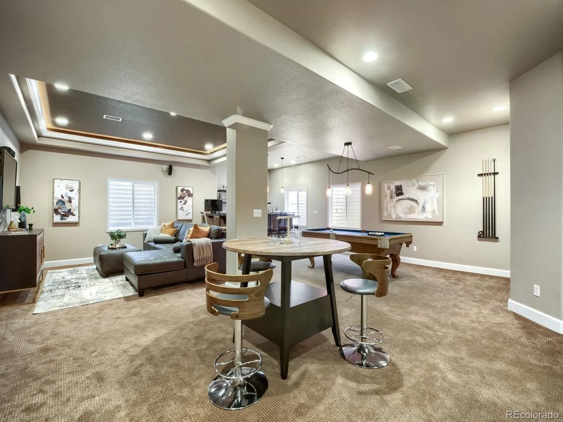 Photo of 11039 Valleybrook Cir