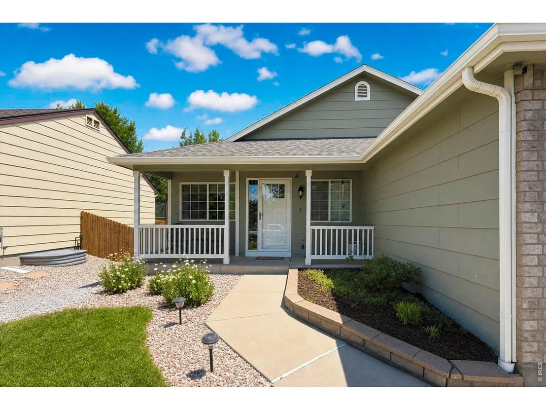 Photo of 5472 Fox Run Blvd