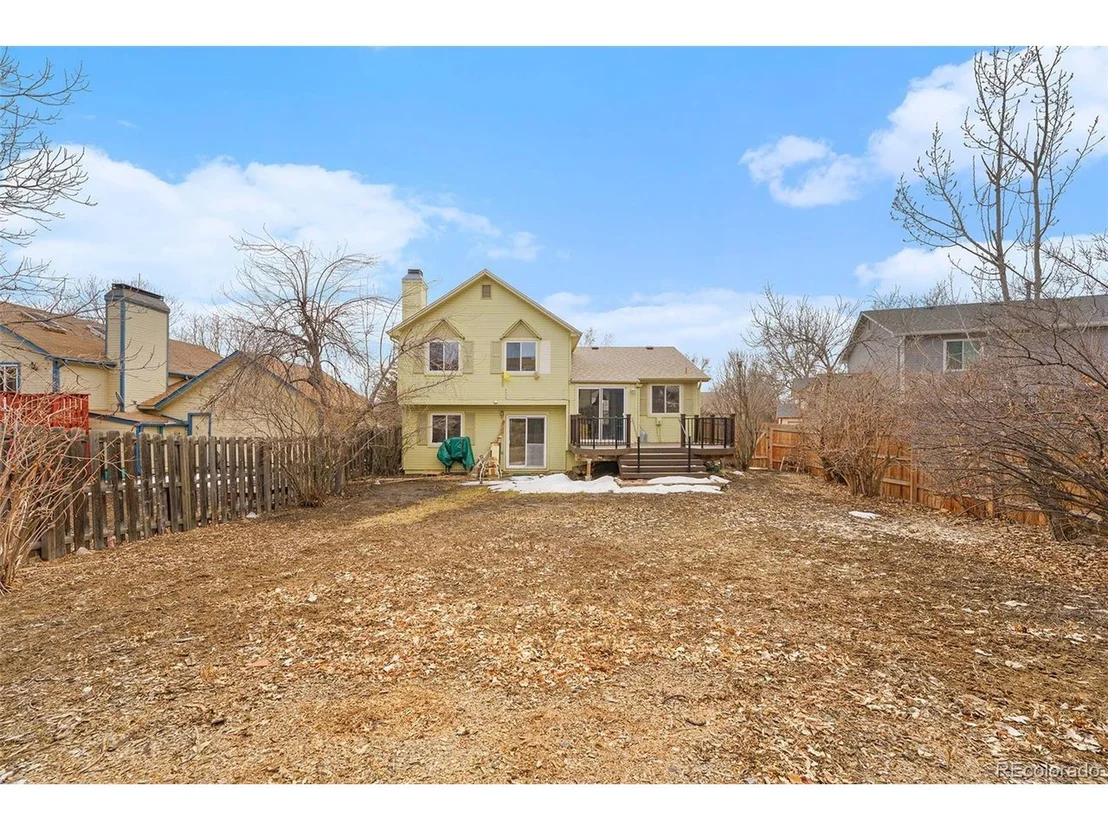 Photo of 205 Redwood Cir