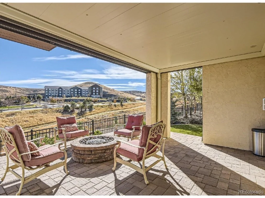 Photo of 10615 Montecito Dr