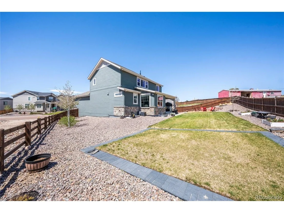 Photo of 960 Avena Ct