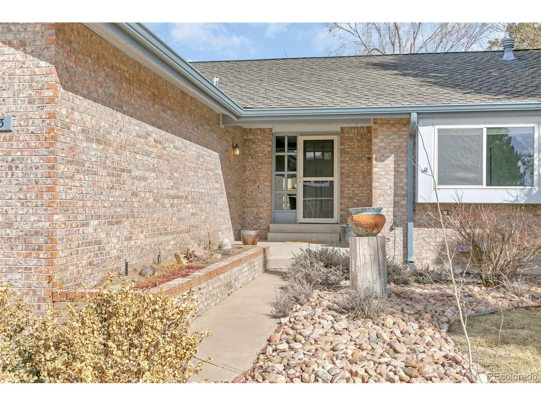 Photo of 673 Sage Cir