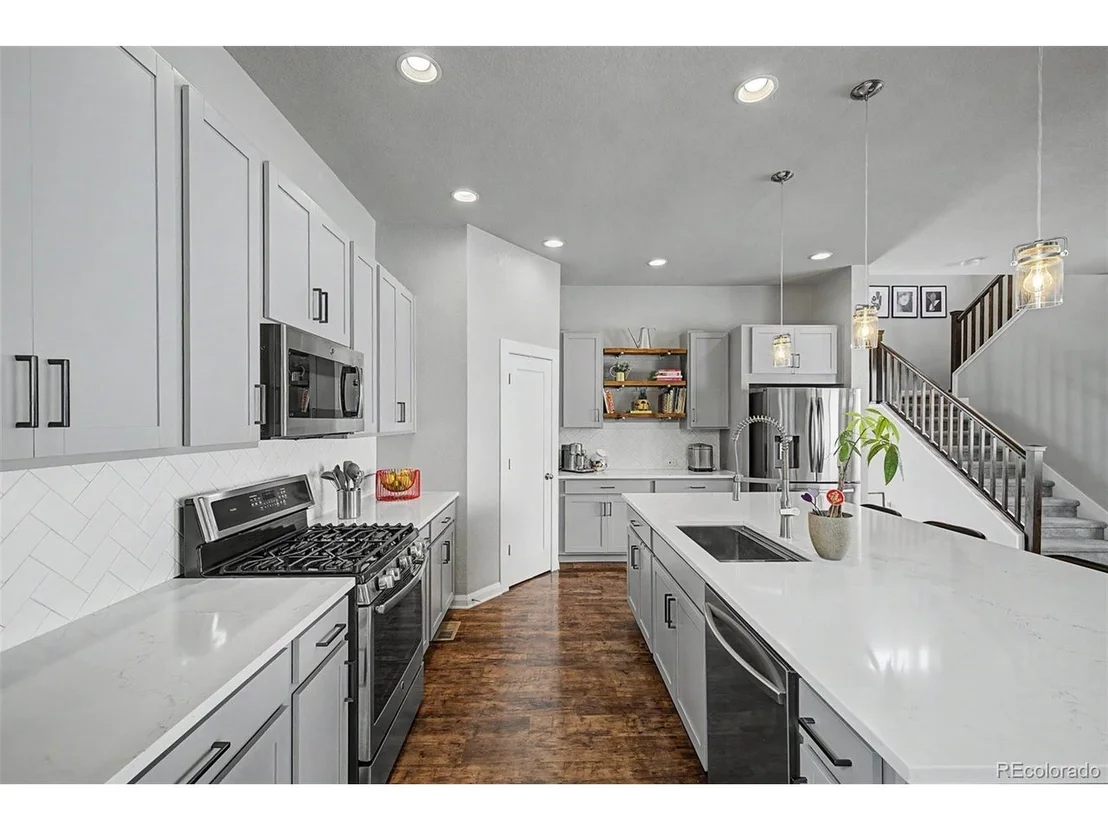 Photo of 1365 W 67th Pl