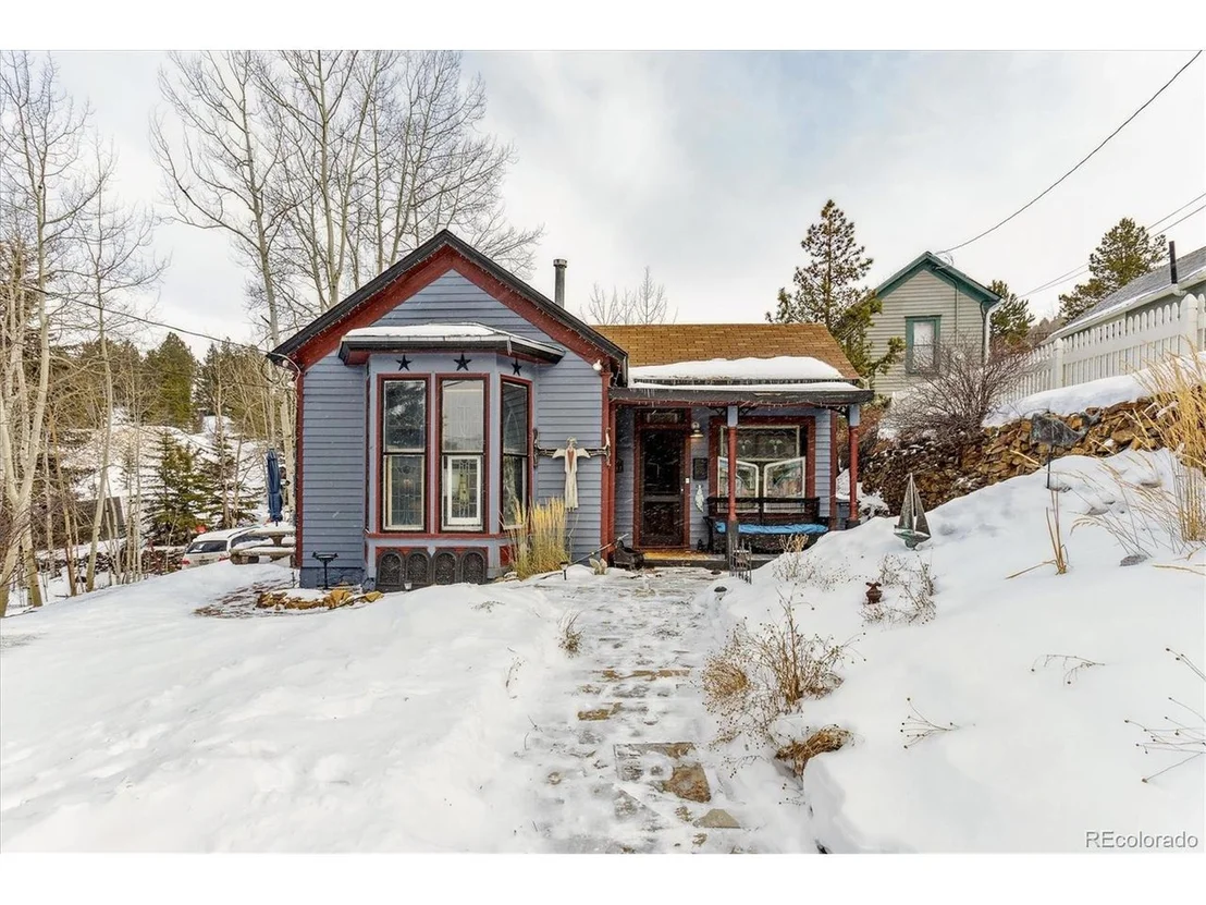 Photo of 340 Spring St