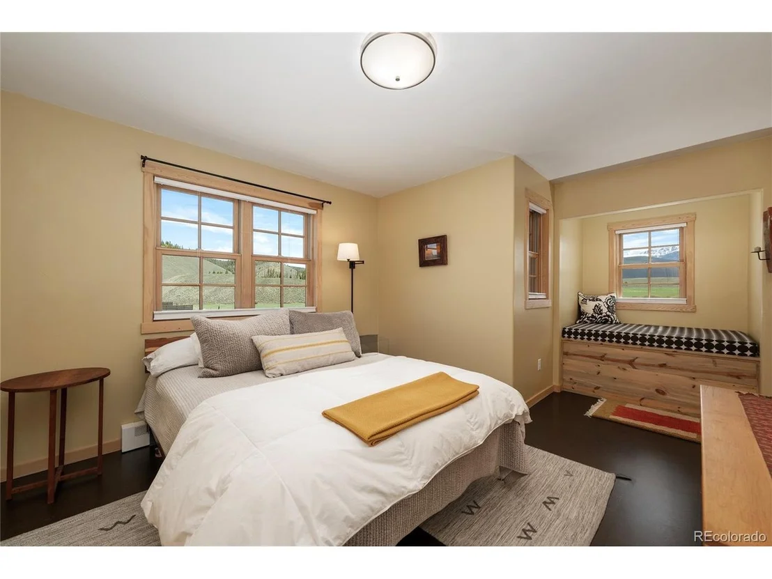 Photo of 242 County Road 842