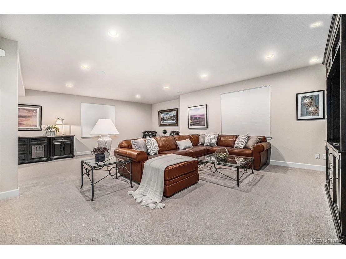 Photo of 8661 Zircon Way