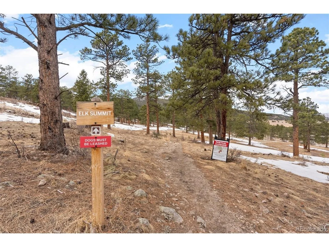 Photo of 3064 Elk View Dr
