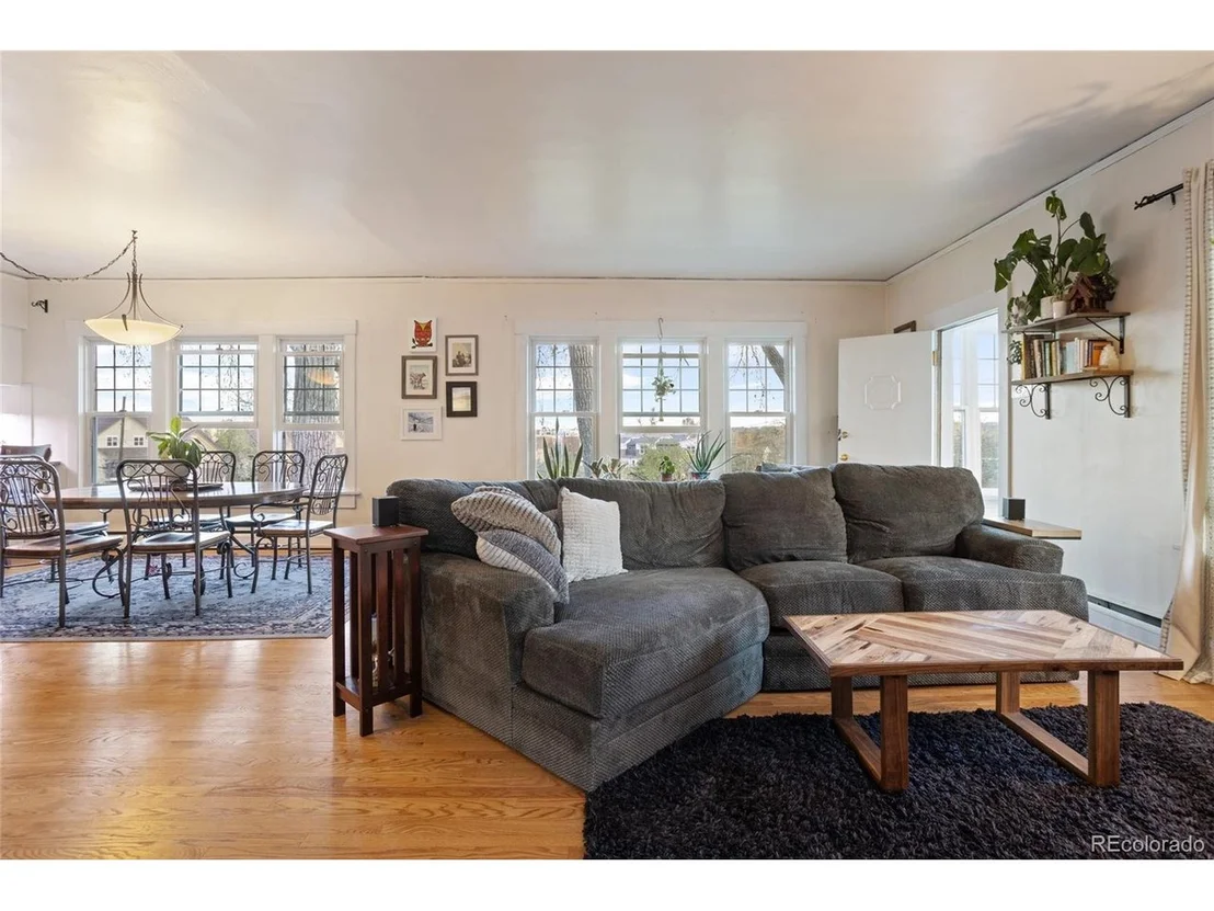 Photo of 5551 Allison St