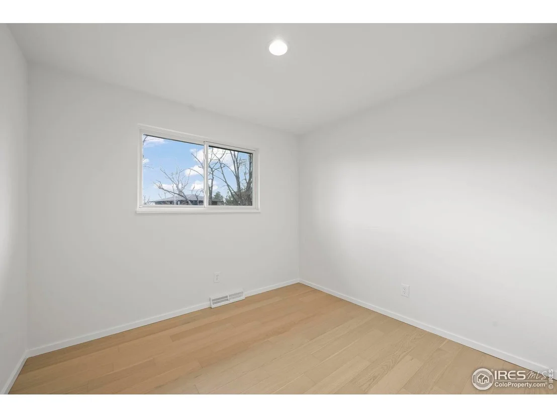 Photo of 3545 Cloverleaf Dr