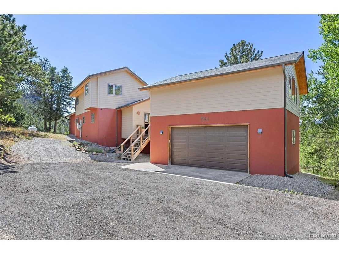 Photo of 84 Albert Dr