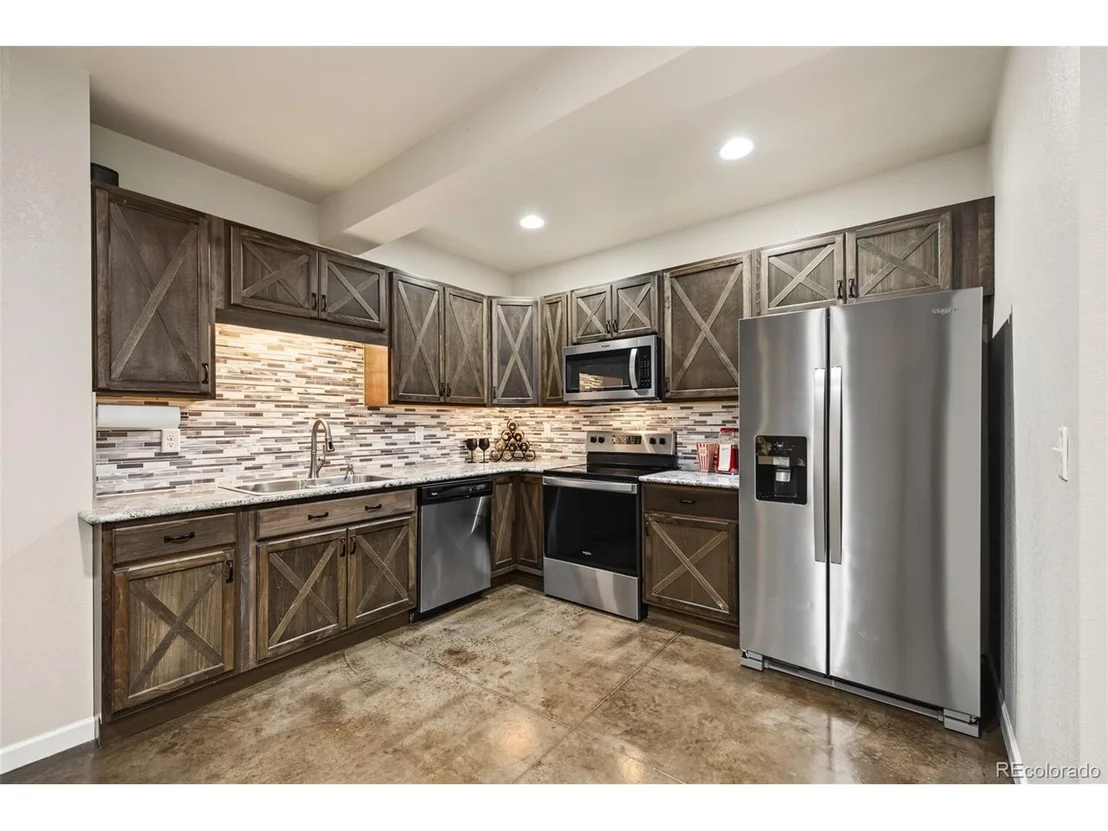 Photo of 313 Audubon Blvd