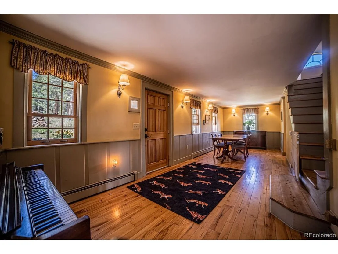 Photo of 160 Foxtail Cir