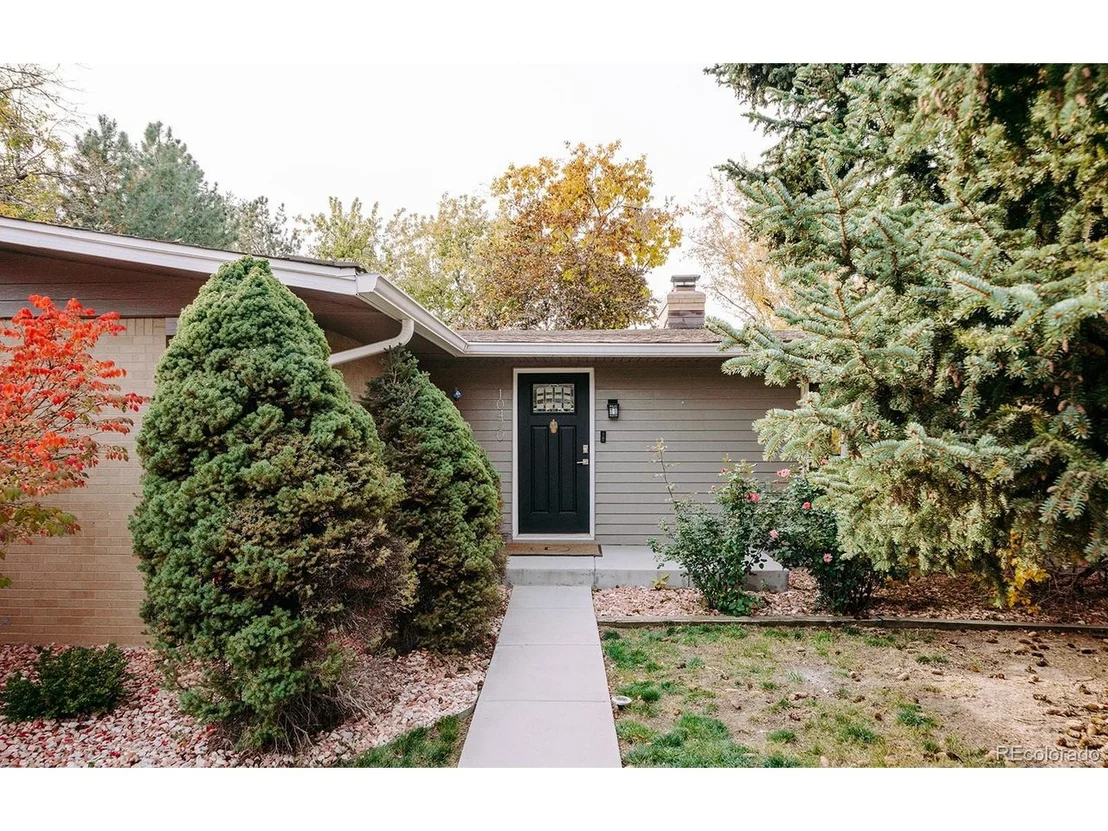Photo of 10470 W 74th Pl