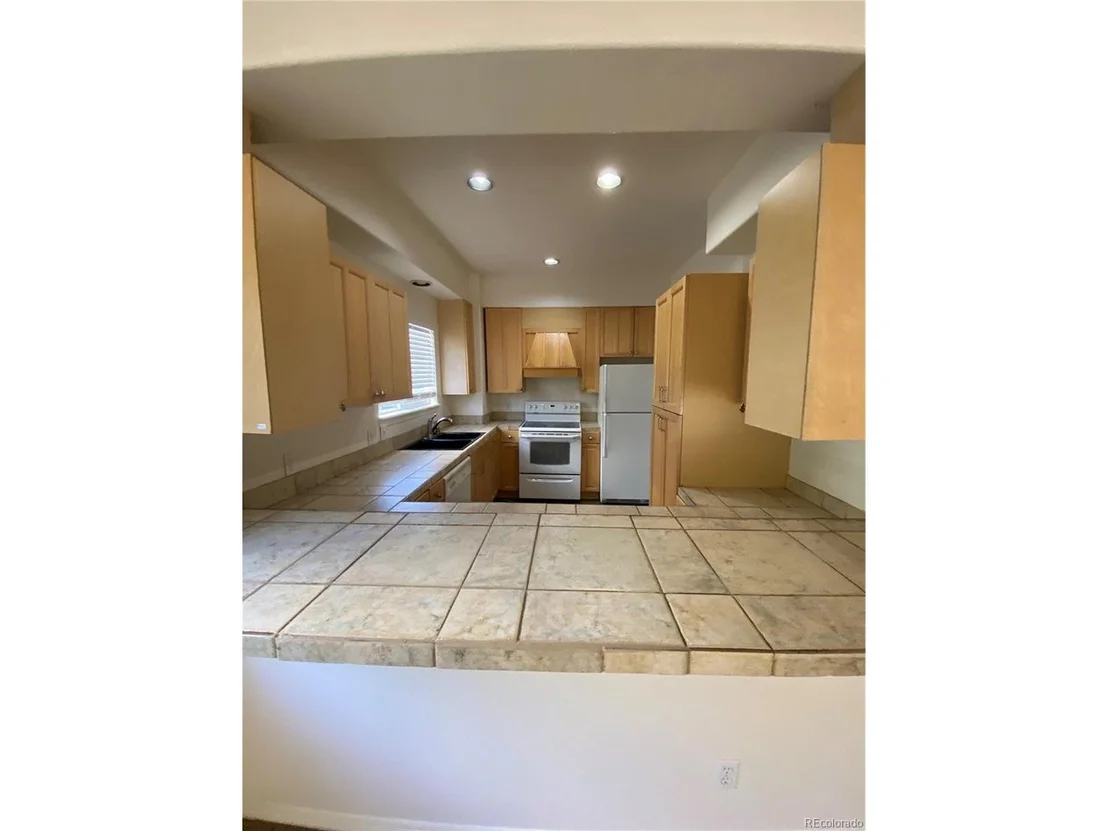 Photo of 18748 E Linvale Cir