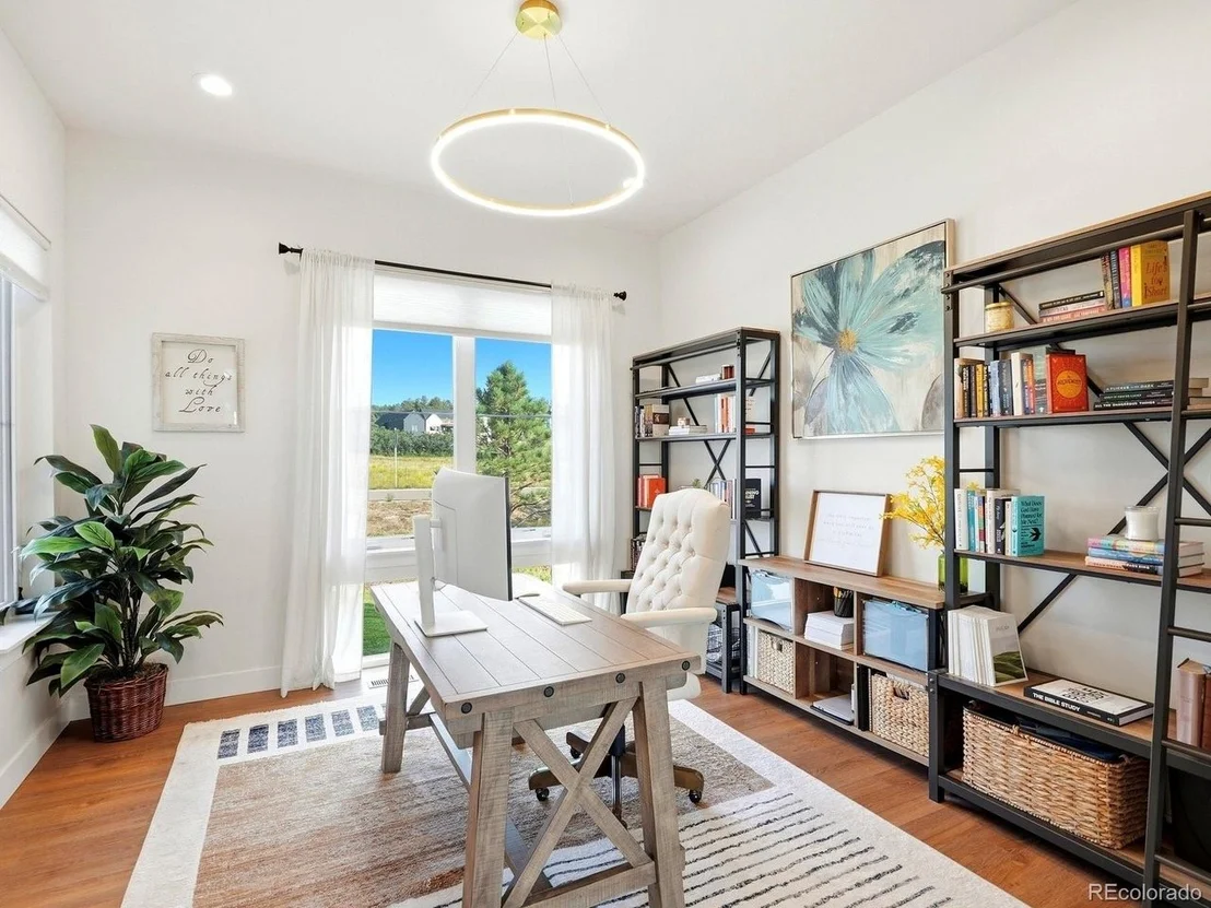 Photo of 1675 Arrowpoint Ct