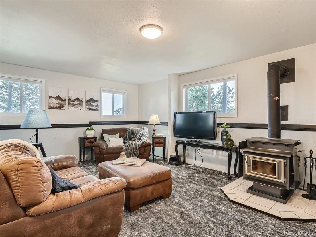 Photo of 146 Conifer Dr