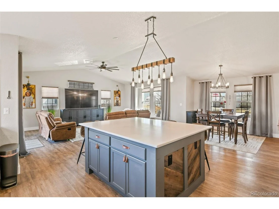 Photo of 1127 Cherrywood Dr