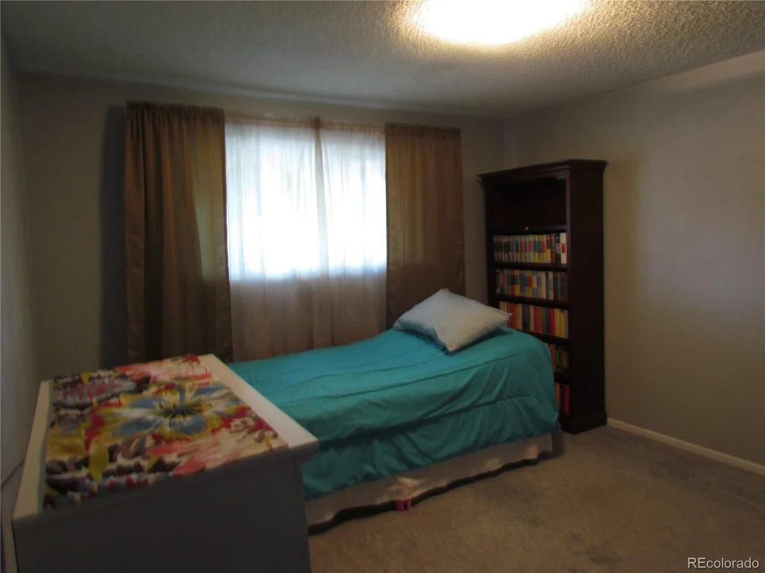 Photo of 105 Cherry Cir