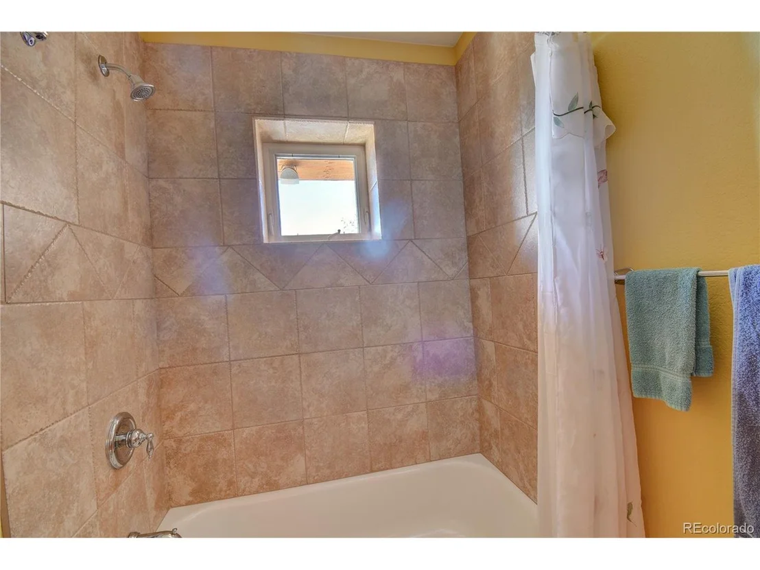 Photo of 8250 Windmill Ln