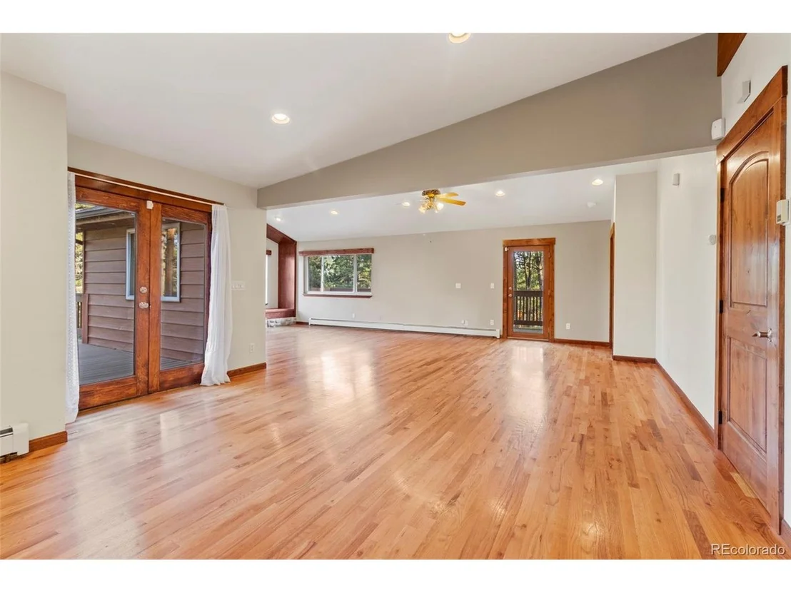 Photo of 28396 Clover Ln